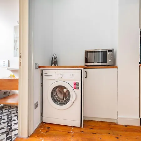 Casa Hermosa : Stunning 1br Loft W/ Privateterrace Provincia di Istanbul